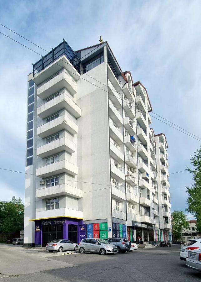 Kate'S Cozy Apartment Kutaisi Exterior foto